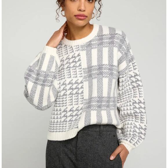 Splendid White Gray Herringbone Sweater SMALL Boxy Oversized Plaid Preppy $178 - Picture 5 of 13